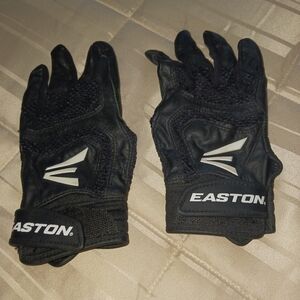 Easton Black Sports Gloves